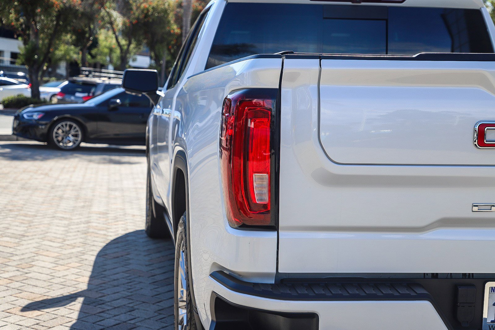 Used 2022 GMC Sierra 1500 Denali AWD/4WD image 10