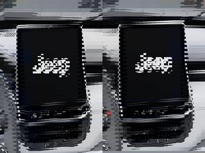 New 2026 Jeep Compass Limited image 18