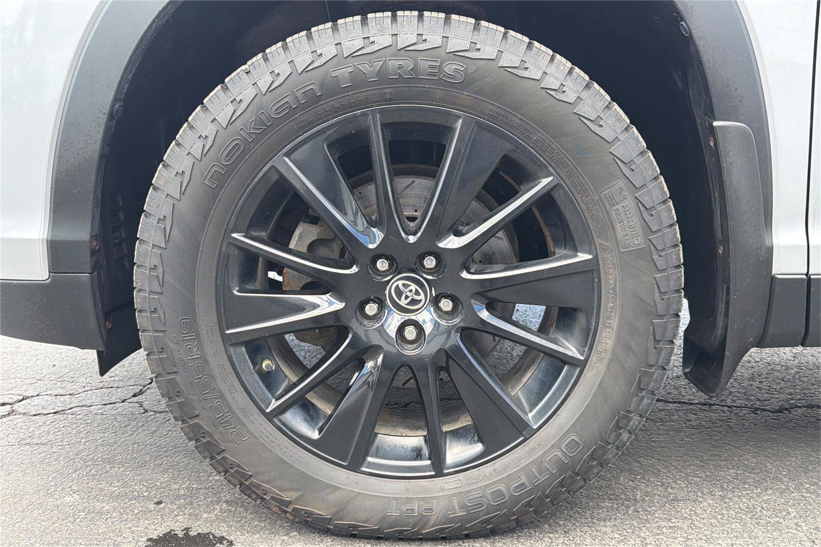 Used 2019 Toyota Highlander SE AWD/4WD image 26