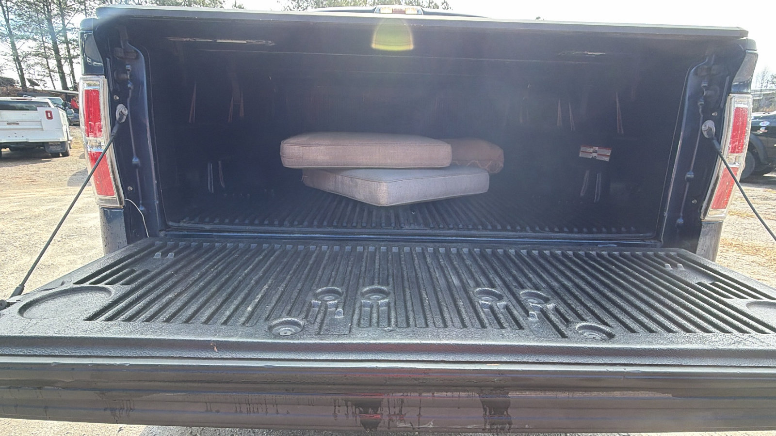 Used 2013 Ford F150 XLT w/ Luxury Equipment Group image 13