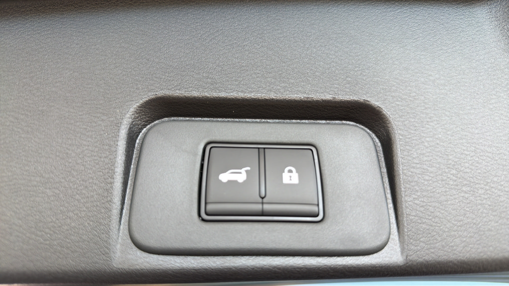 New 2026 Nissan Rogue SV AWD/4WD image 18