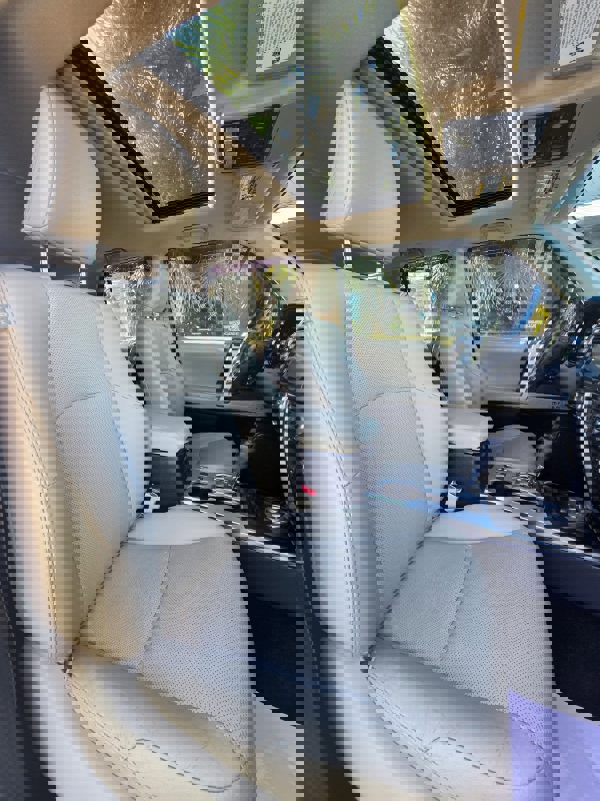 Used 2015 Toyota 4Runner Limited image 19