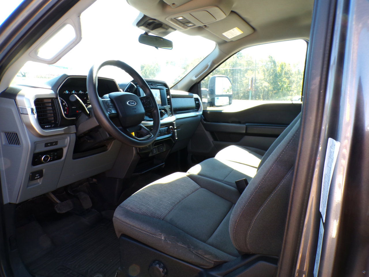 Used 2021 Ford F150 XLT w/ XTR Package image 28