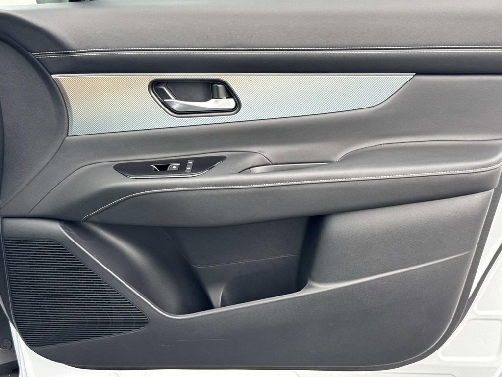 Used 2025 Nissan Murano SL AWD/4WD image 18