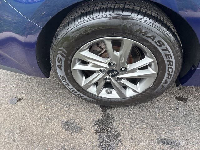 Used 2019 Kia Optima LX image 42