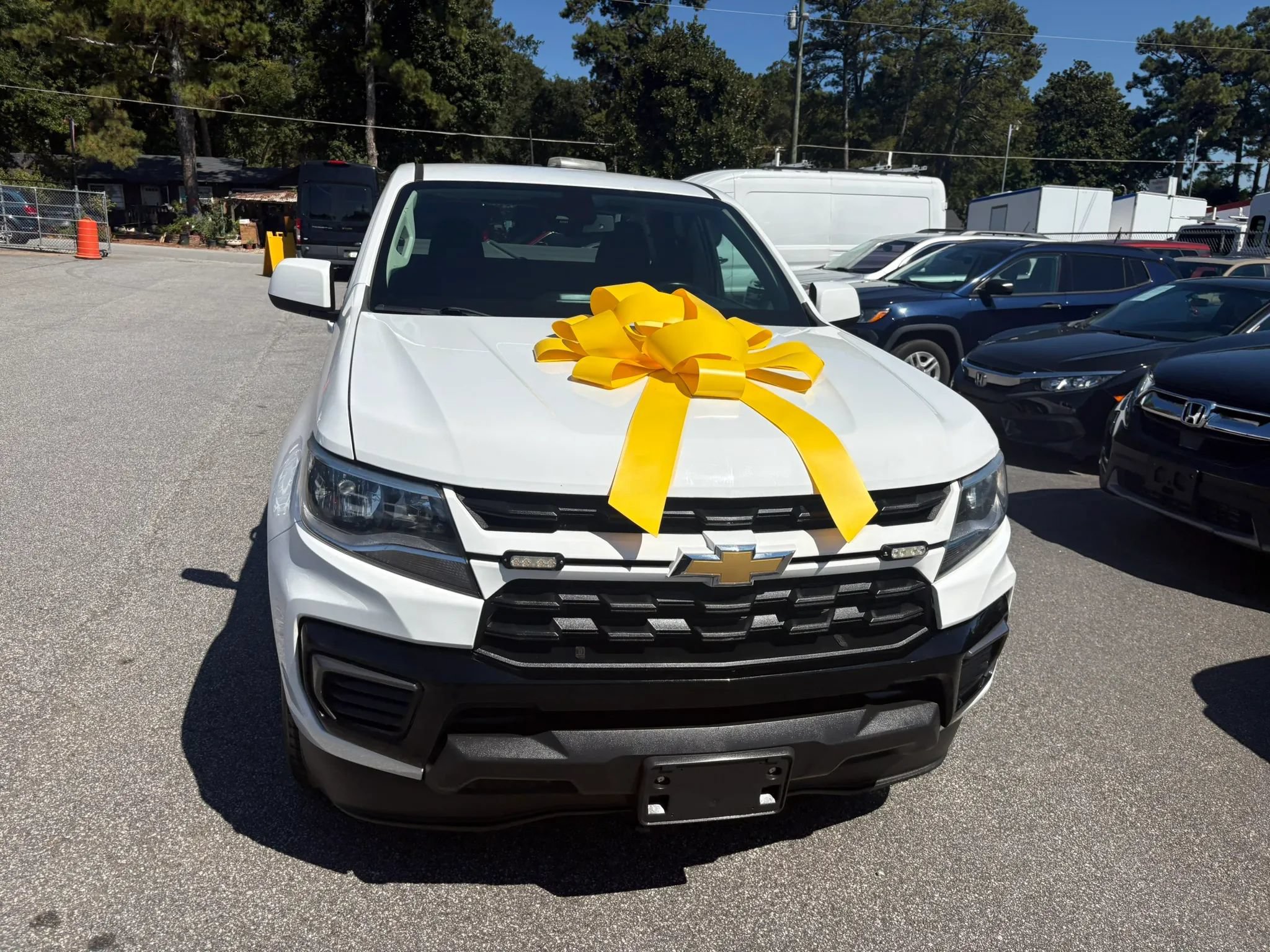 Used 2021 Chevrolet Colorado LT w/ Fleet Safety Package RWD image 3
