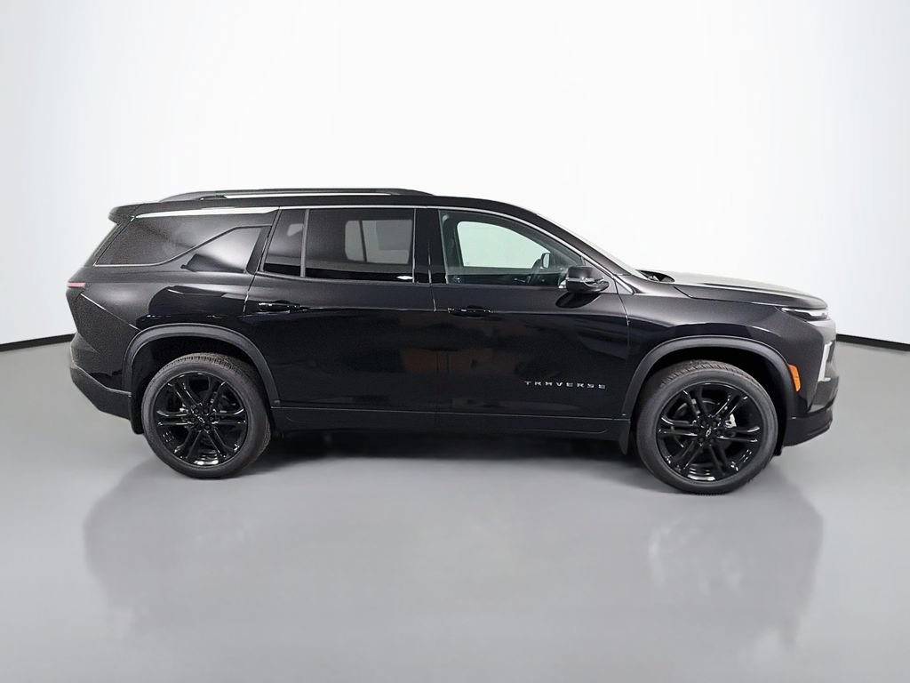 New 2026 Chevrolet Traverse LT w/ LPO, Floor Liner Package AWD/4WD image 8