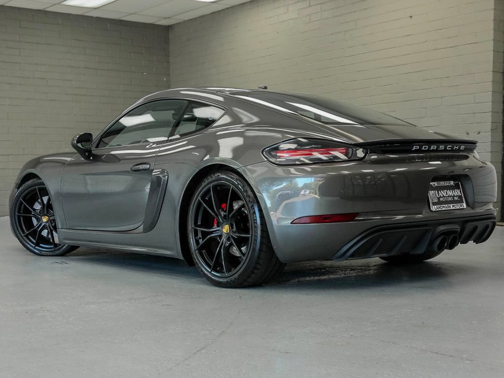 Used 2018 Porsche 718 Cayman RWD image 34