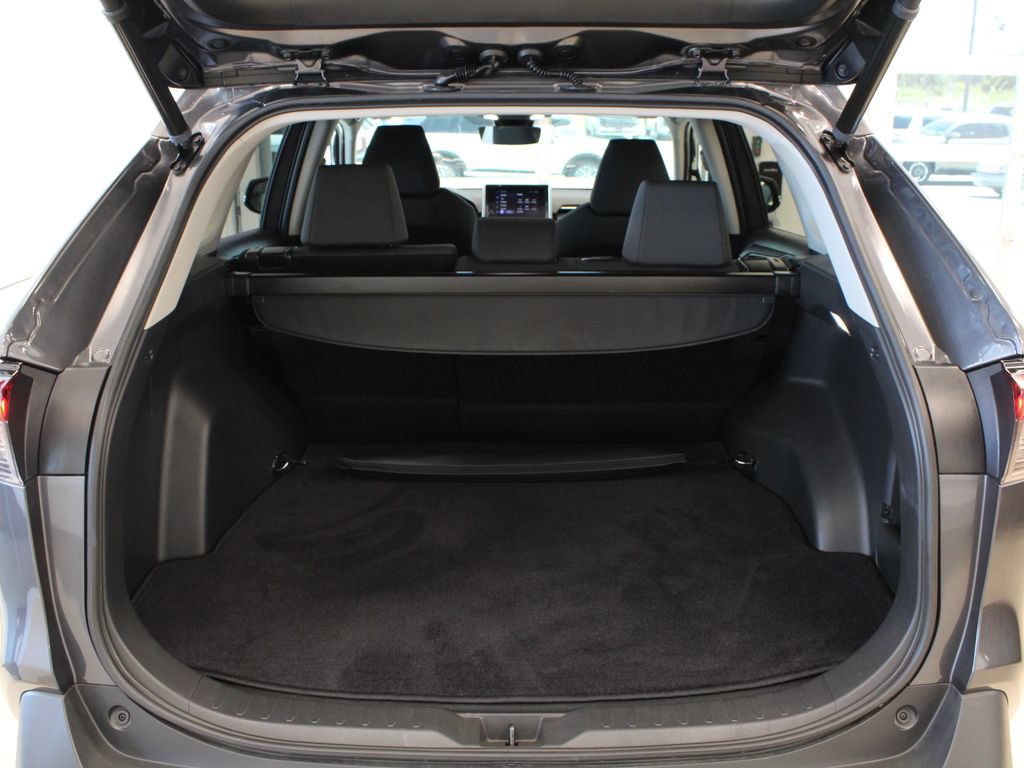 Used 2023 Toyota RAV4 XLE w/ Convenience Package FWD image 31