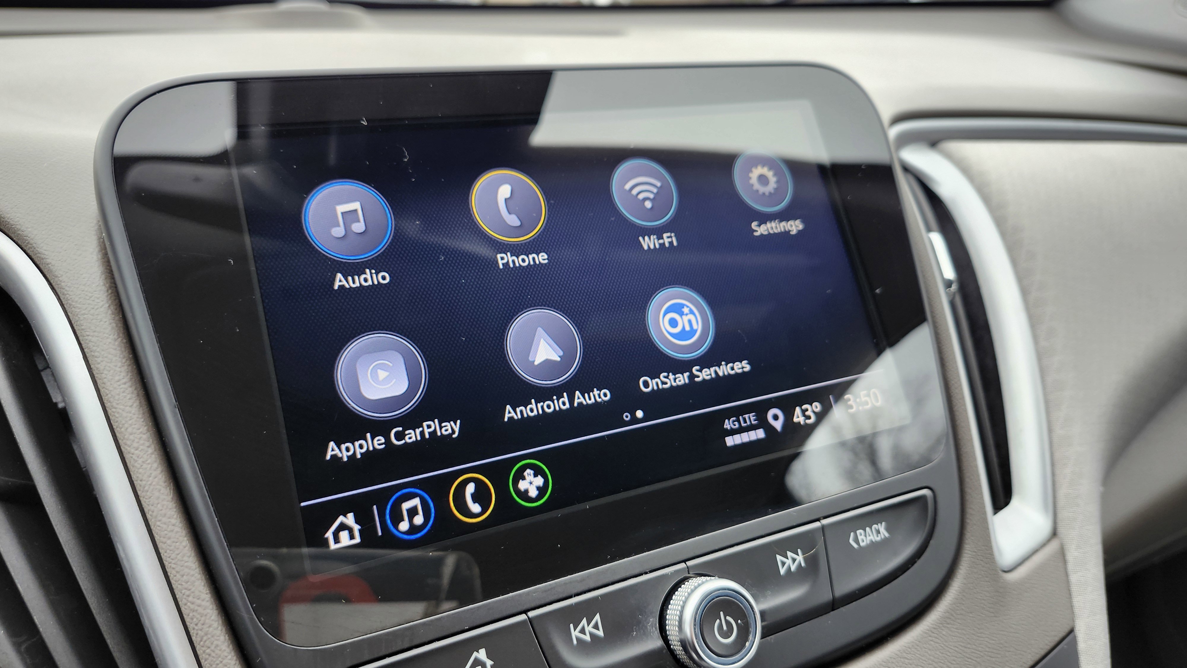 Used 2023 Chevrolet Malibu LS image 4