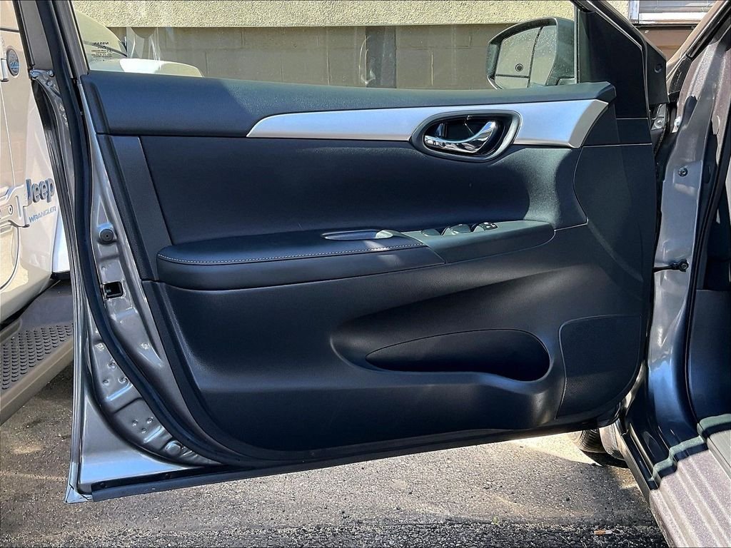 Used 2019 Nissan Sentra S FWD image 9