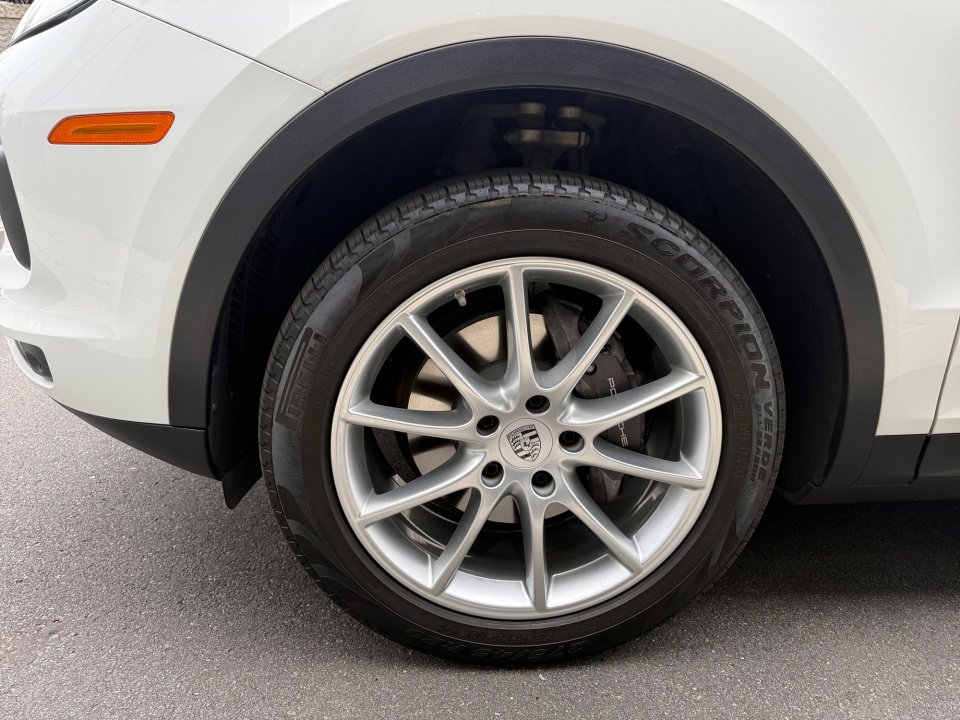 Certified 2019 Porsche Cayenne image 11