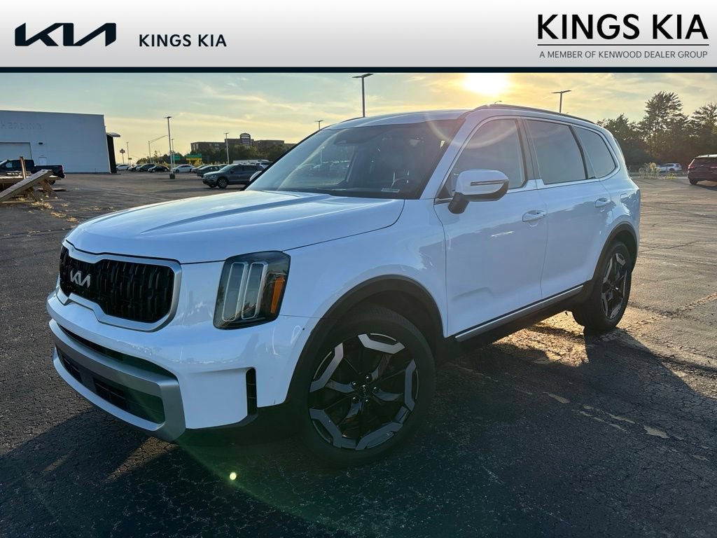Used 2023 Kia Telluride EX FWD image 1