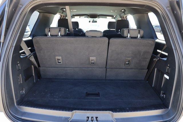 Used 2019 Ford Expedition XLT image 14