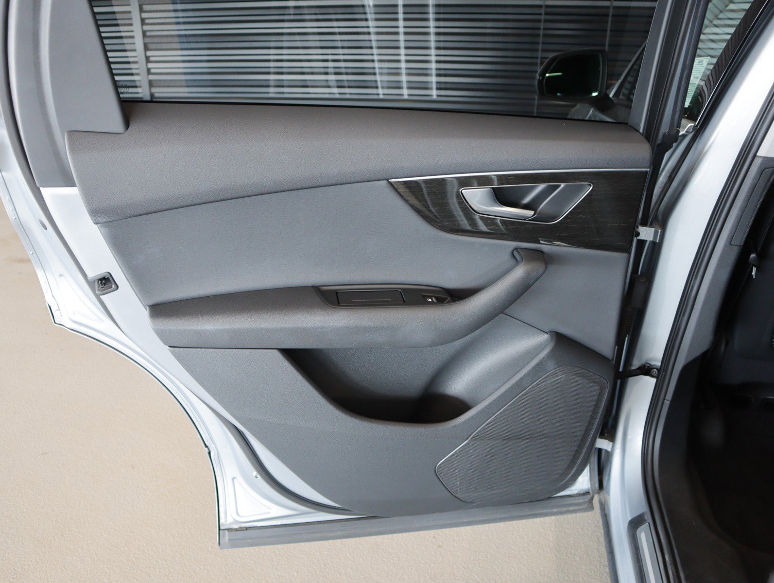 Used 2023 Audi Q7 3.0T Premium image 22
