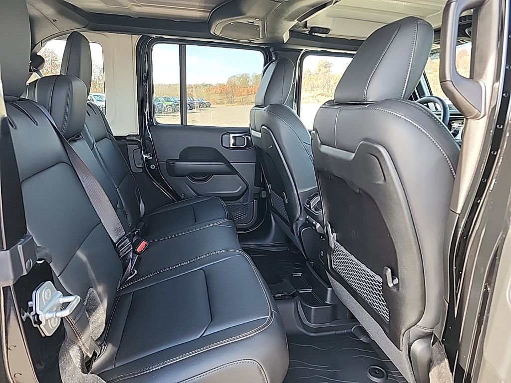 New 2026 Jeep Wrangler Sahara image 15