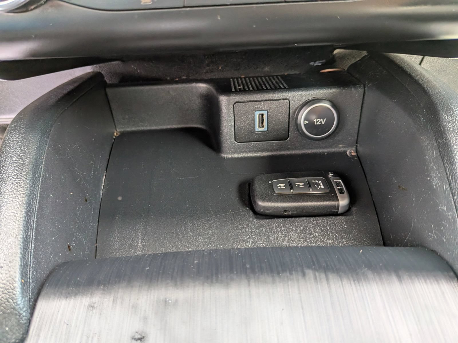 Used 2020 Ford Escape SE FWD image 57
