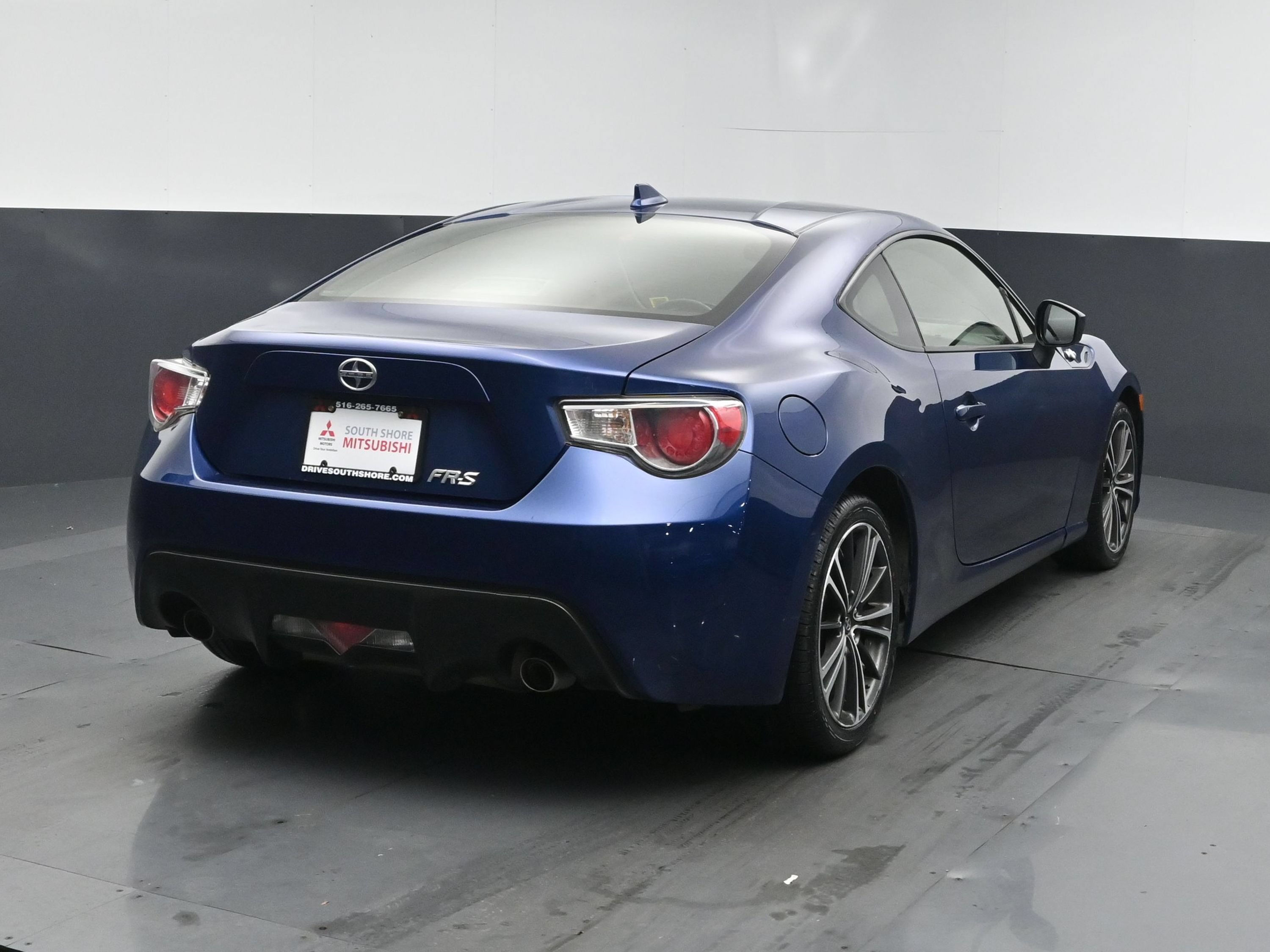 Used 2015 Scion FR-S RWD image 15