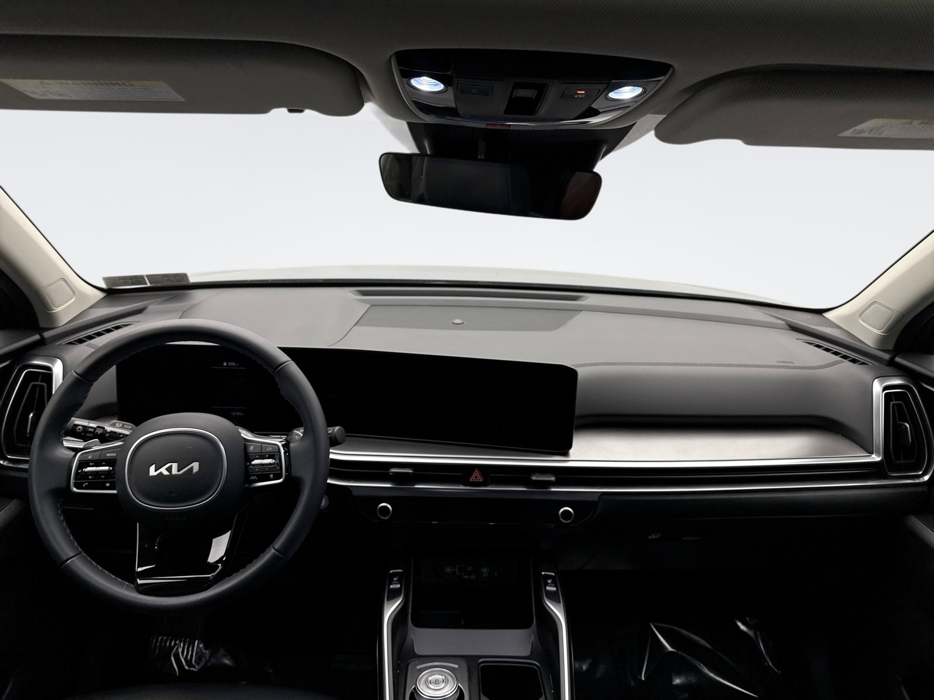 Used 2025 Kia Sorento EX image 14