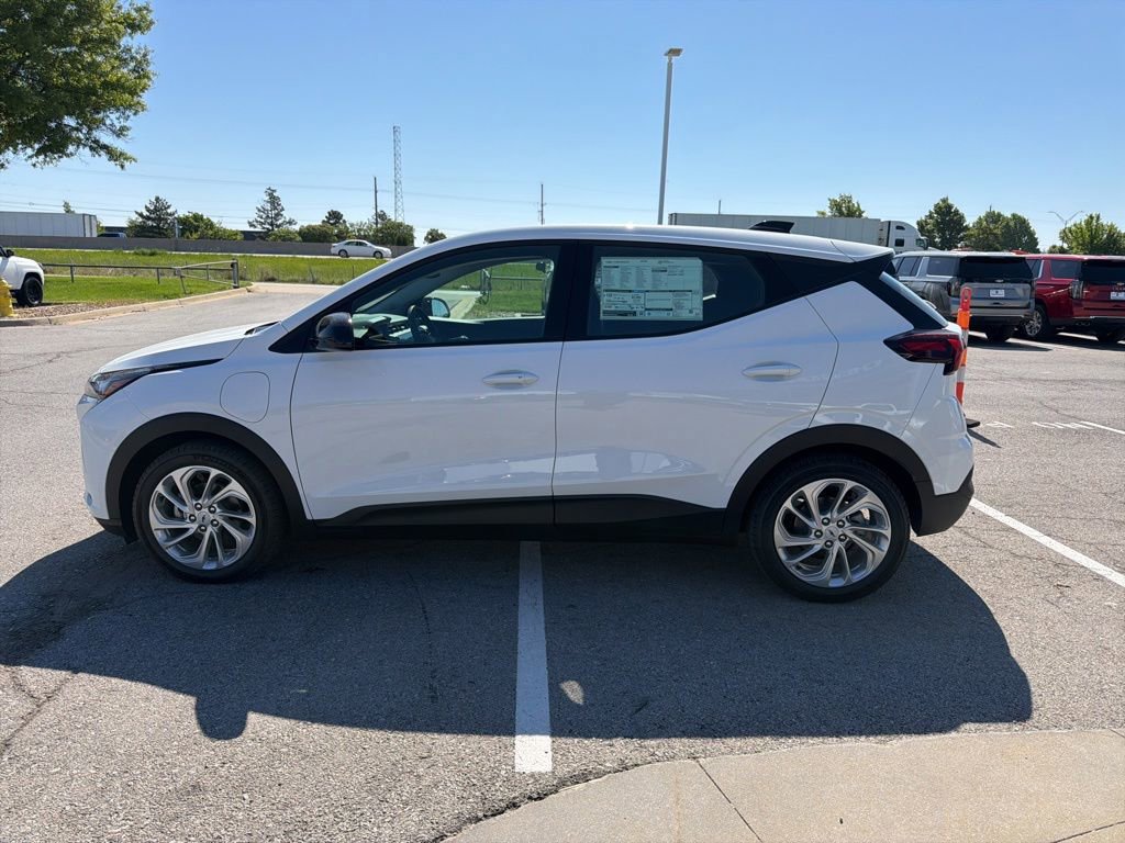 New 2027 Chevrolet Bolt LT FWD image 6
