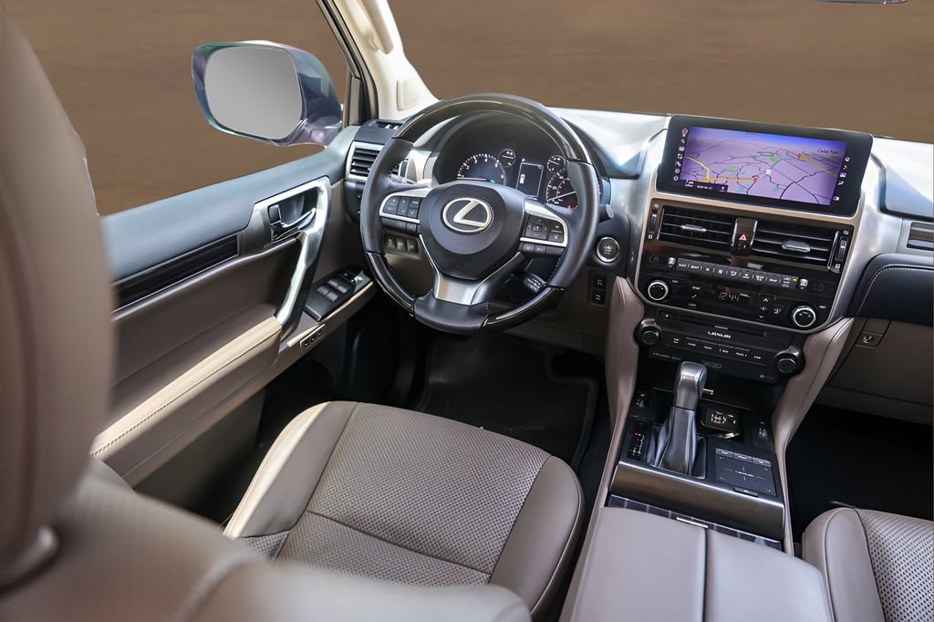 Used 2023 Lexus GX 460 Luxury w/ Accessory Package AWD/4WD image 28