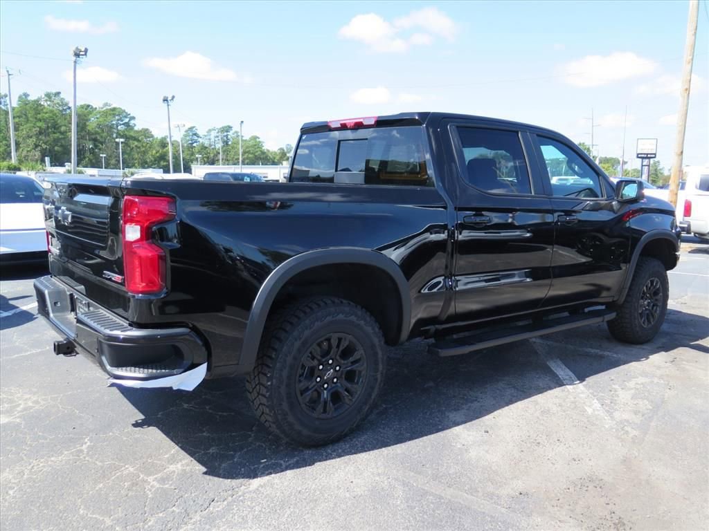 New 2026 Chevrolet Silverado 1500 ZR2 image 4