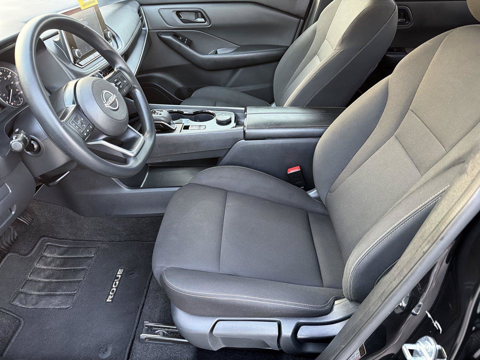 Used 2024 Nissan Rogue S AWD/4WD image 8
