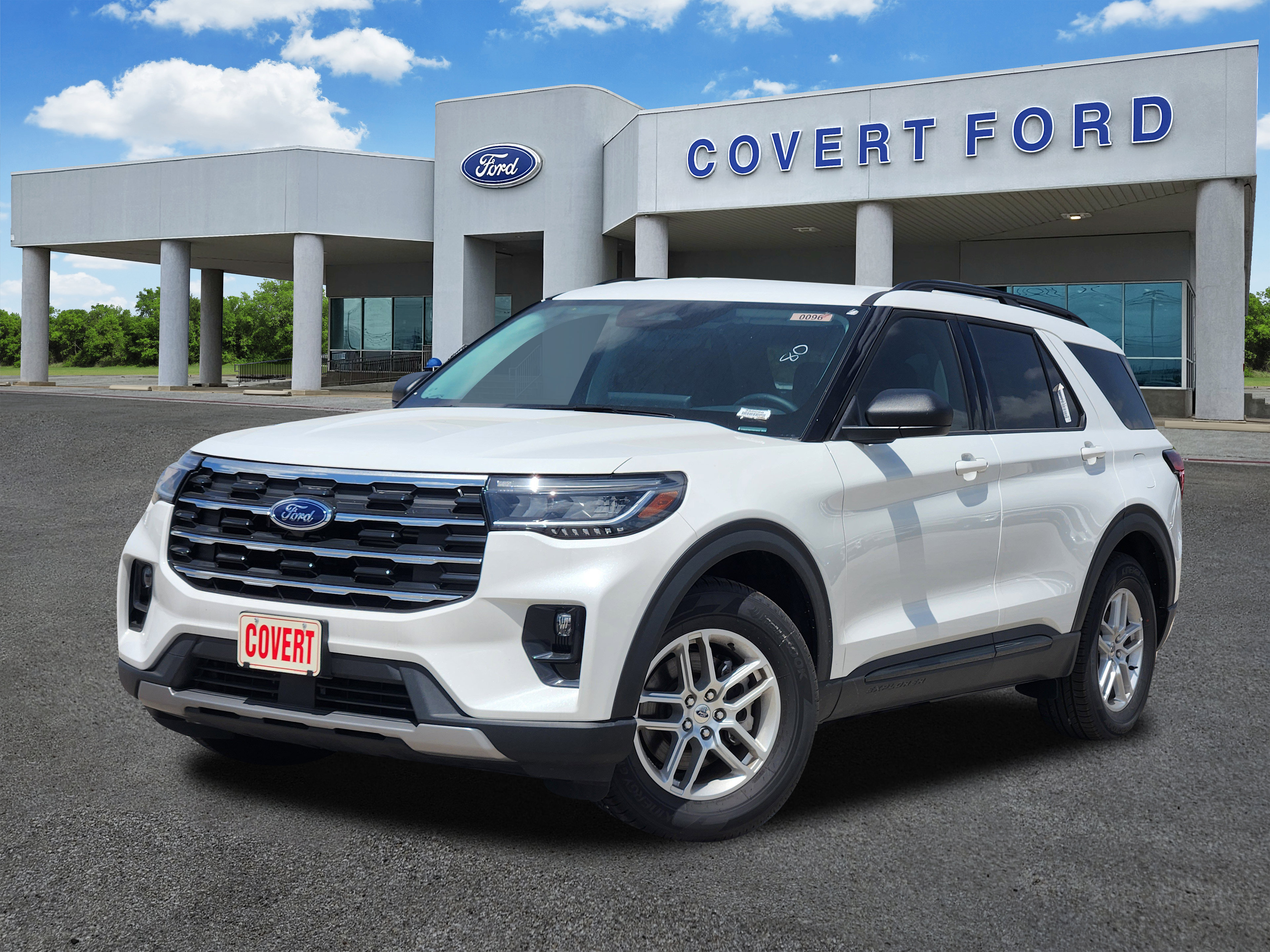 New 2026 Ford Explorer Active w/ Active Comfort Package RWD image 1