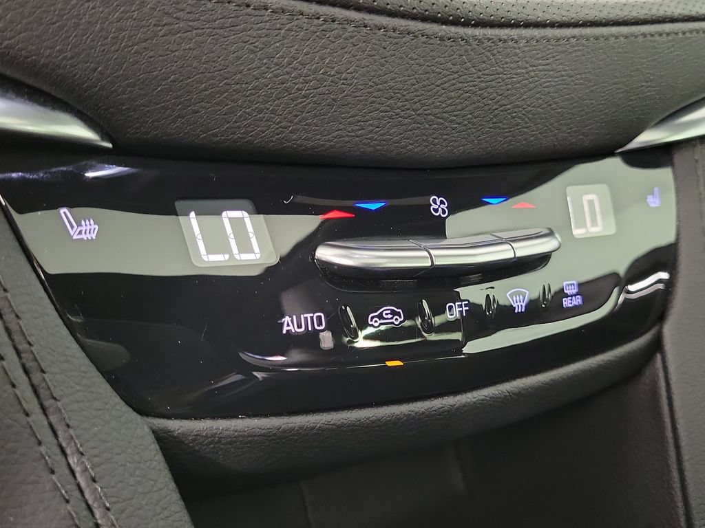 Used 2024 Cadillac XT5 Premium Luxury FWD image 28