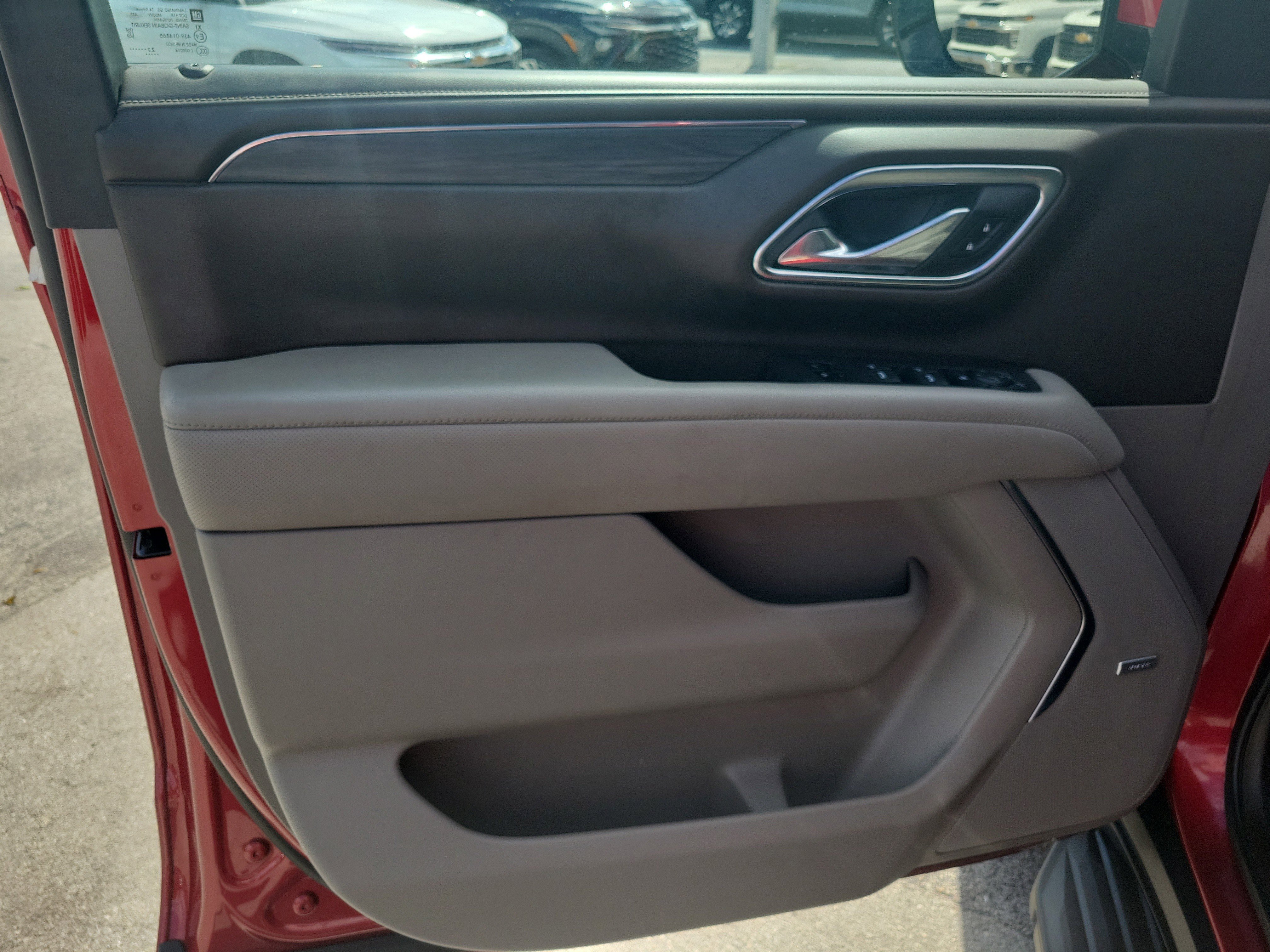 Used 2023 GMC Yukon SLT image 18