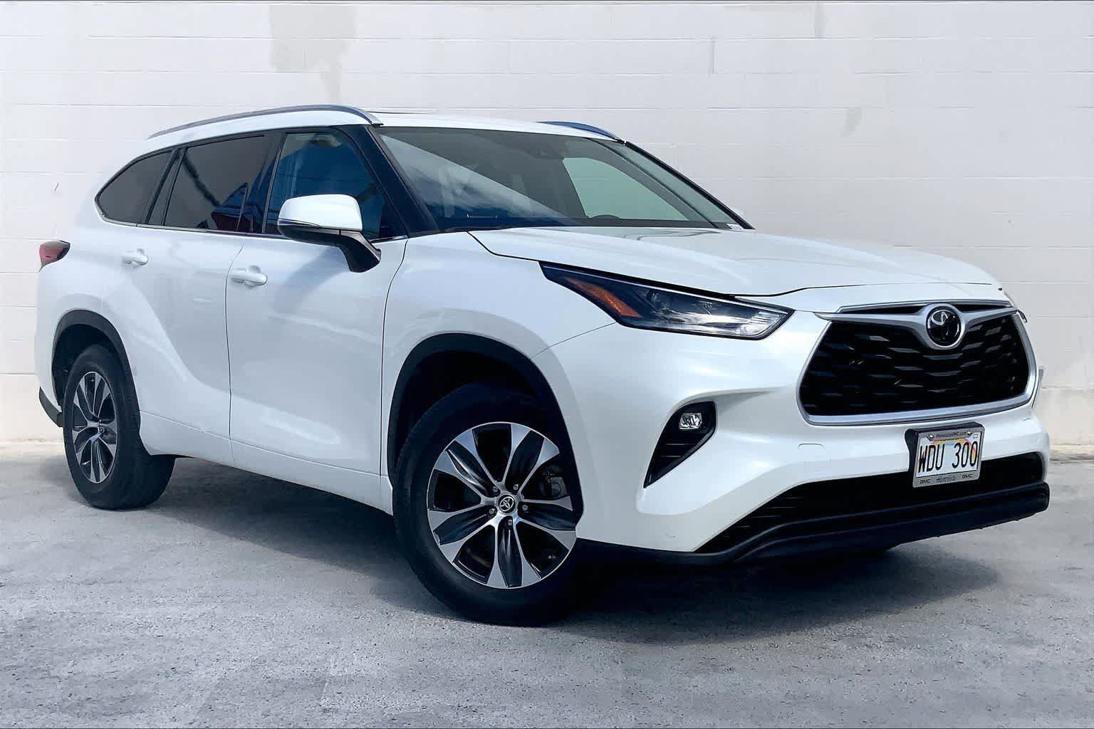 Used 2021 Toyota Highlander XLE FWD image 21
