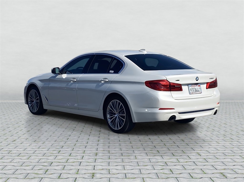 Used 2020 BMW 530i xDrive w/ Premium Package image 4