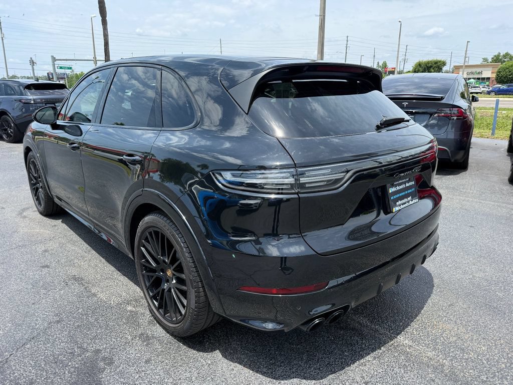 Used 2023 Porsche Cayenne GTS AWD/4WD image 7