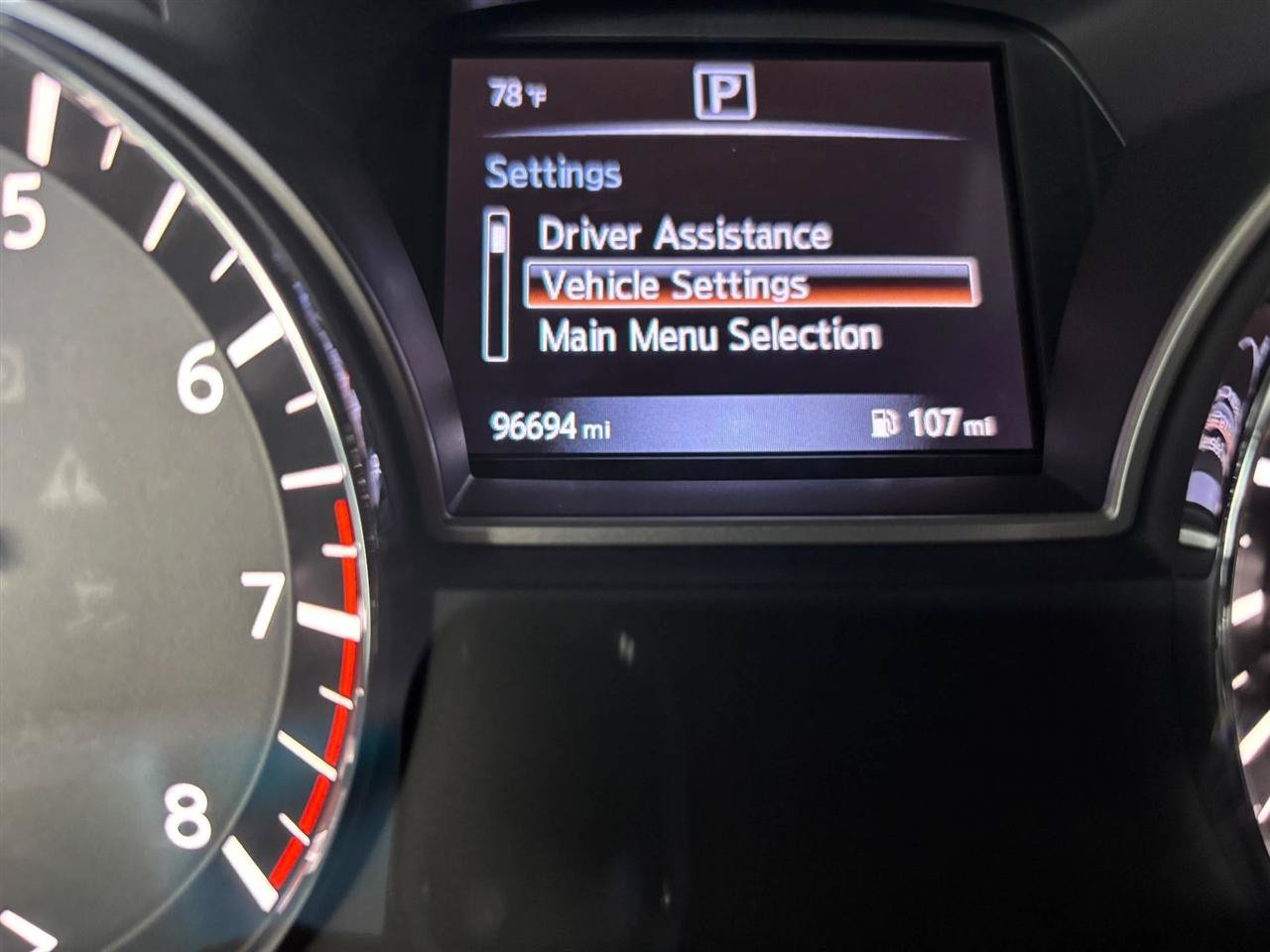 Used 2016 Nissan Pathfinder SV FWD image 19