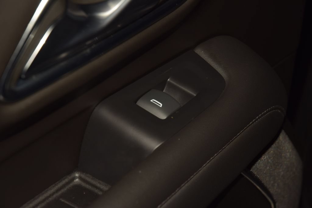 Used 2023 Chevrolet Tahoe LT AWD/4WD image 45