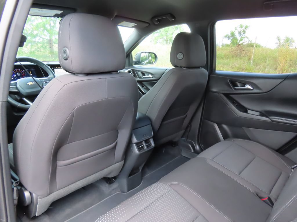 Certified 2026 Chevrolet Equinox LT AWD/4WD image 27