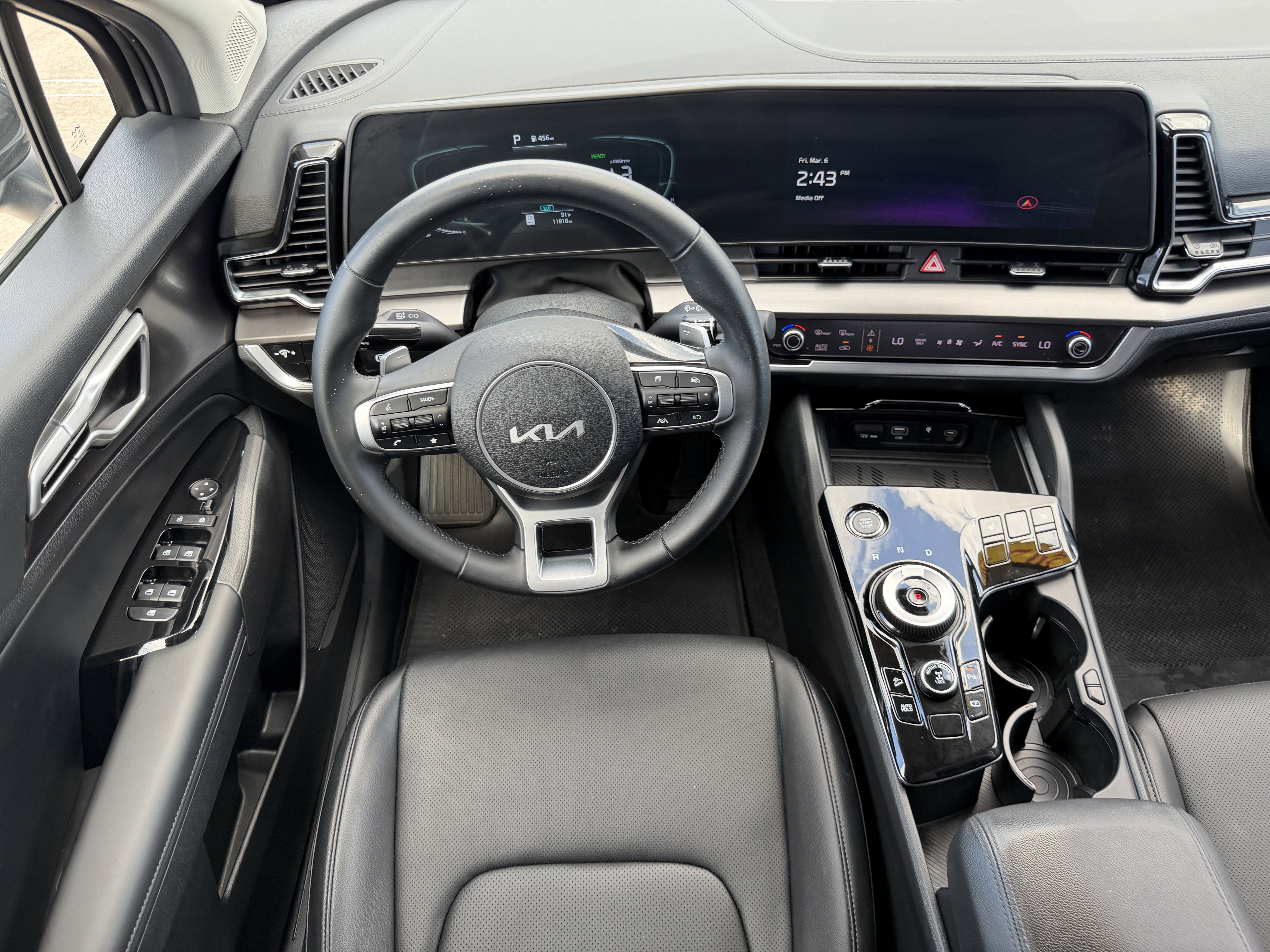 Certified 2024 Kia Sportage EX image 14