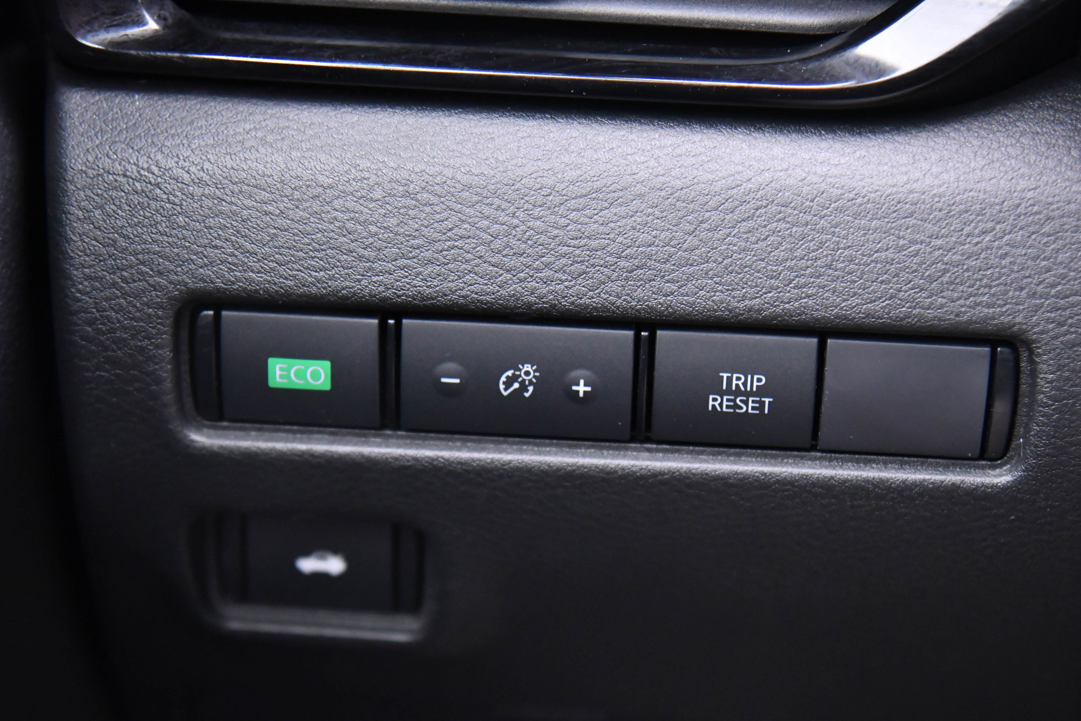 Used 2024 Nissan Sentra SV image 29