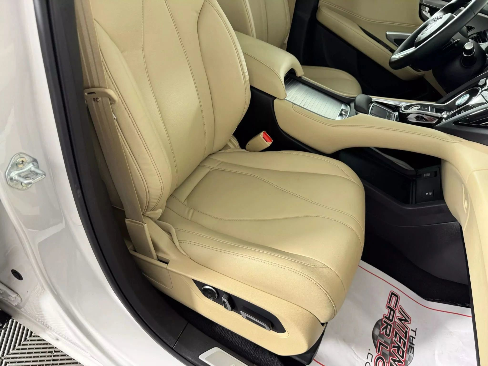 Used 2024 Acura RDX SH-AWD image 36