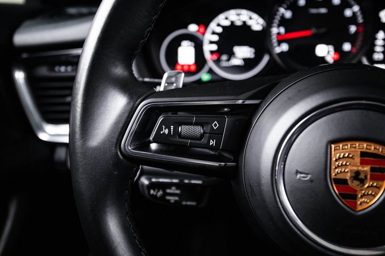 Certified 2022 Porsche Panamera 4 AWD/4WD image 17