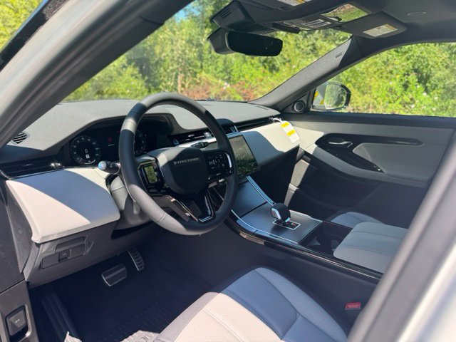 New 2026 Land Rover Range Rover Evoque Hoxton AWD/4WD image 9