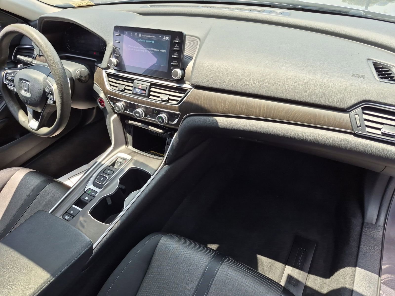 Used 2021 Honda Accord EX image 32