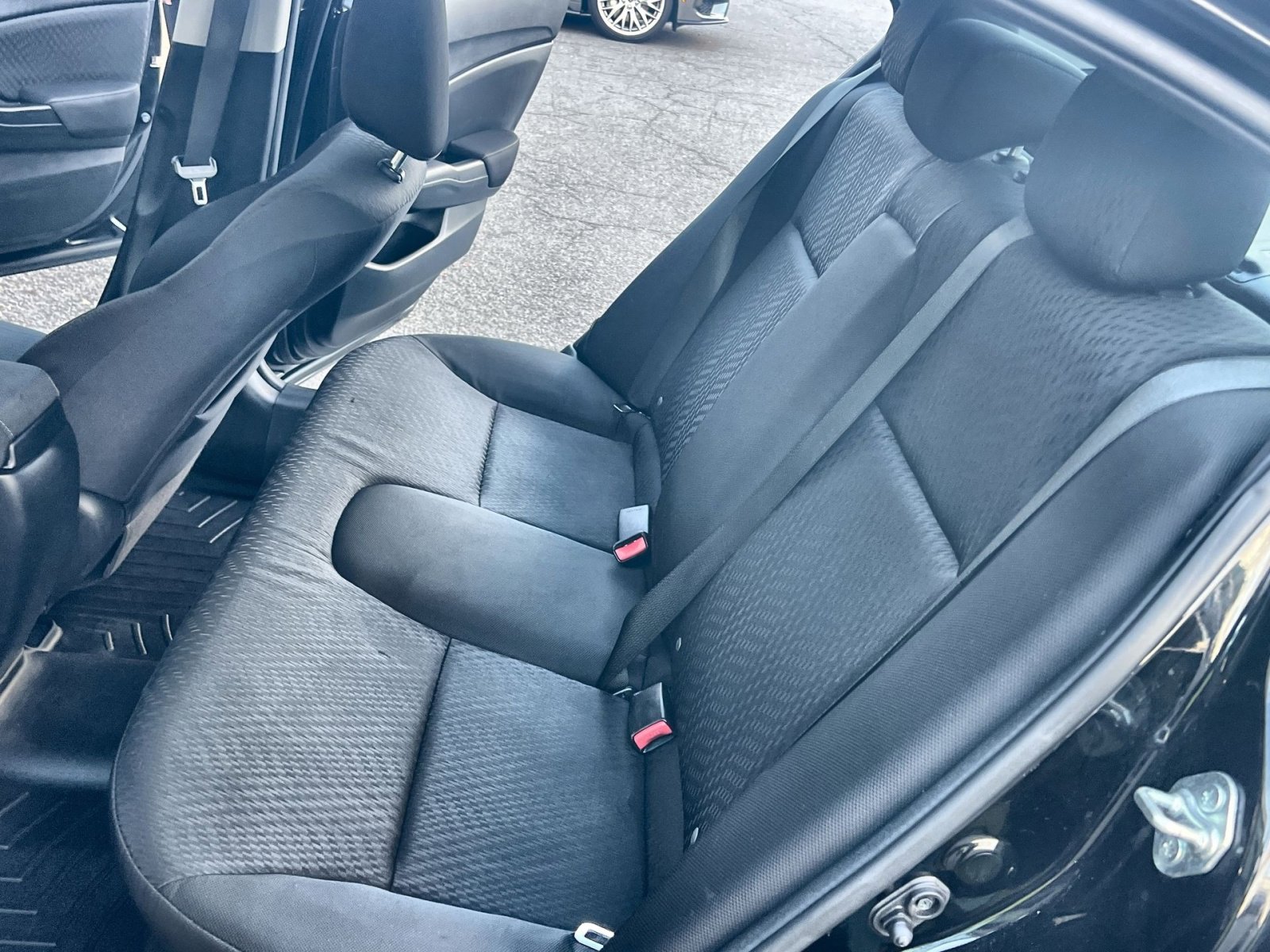 Used 2015 Honda Civic SE image 23