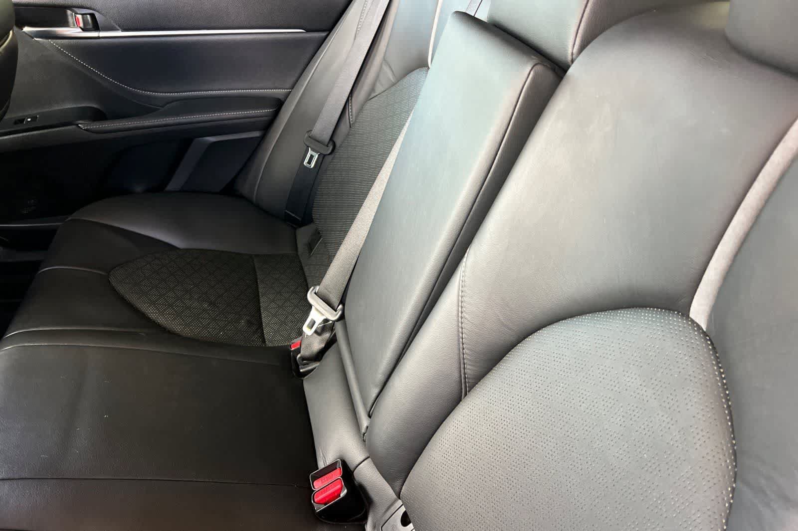 Used 2018 Toyota Camry XSE w/ Audio Package FWD image 5