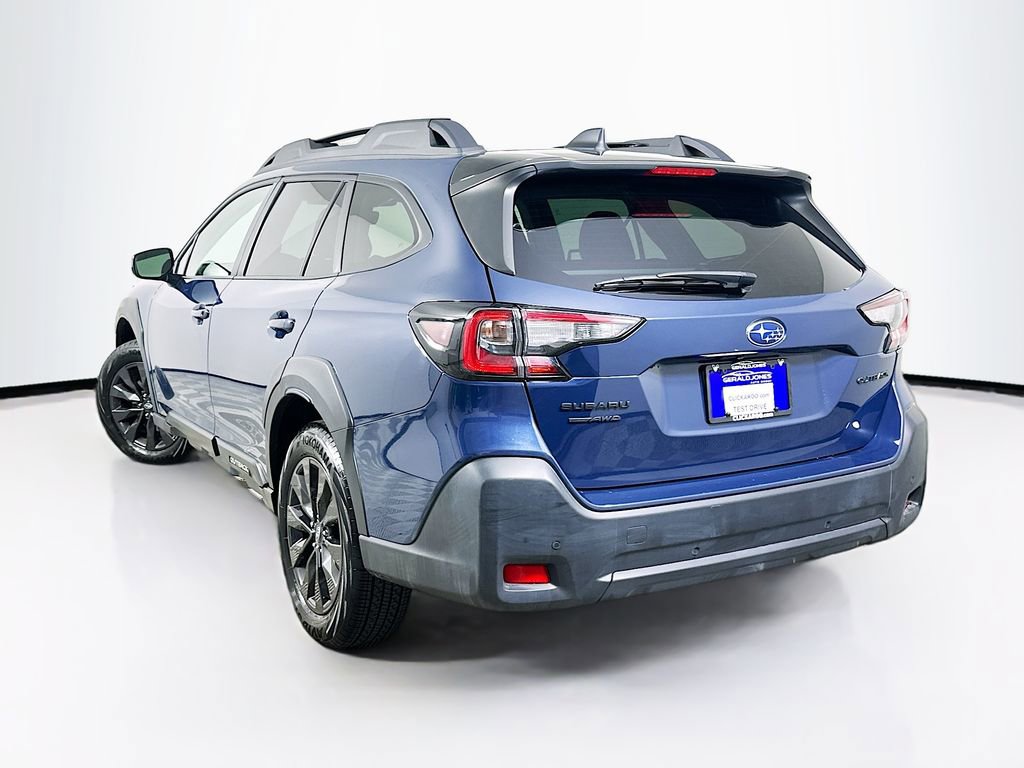 Used 2025 Subaru Outback Onyx Edition image 6