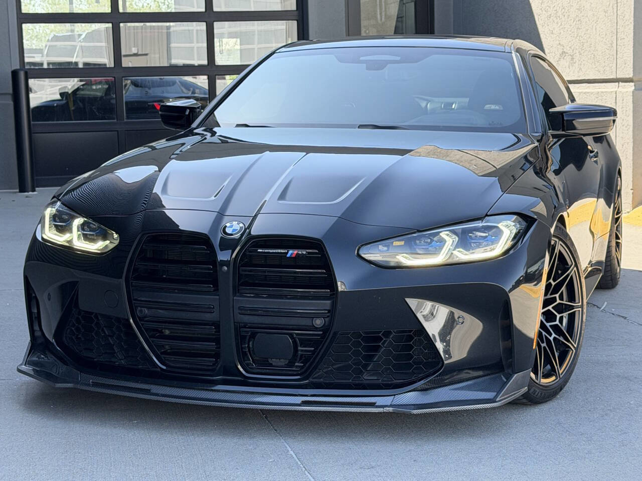 Used 2021 BMW M4 Competition w/ Executive Package RWD image 3