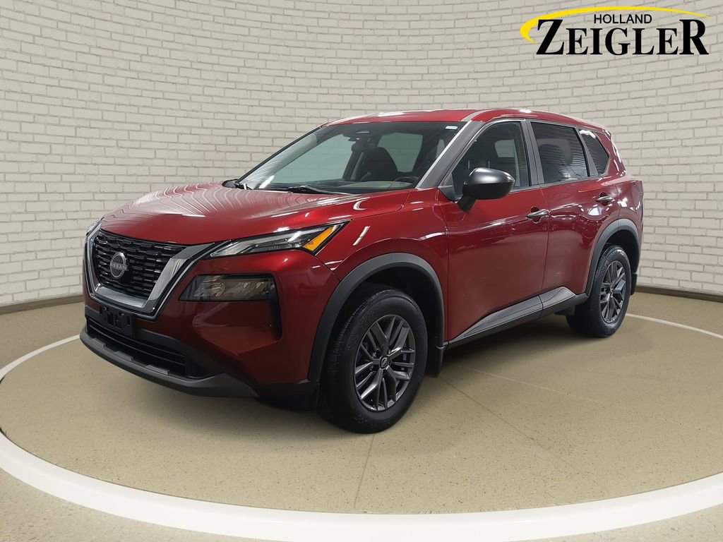 Used 2023 Nissan Rogue S image 1