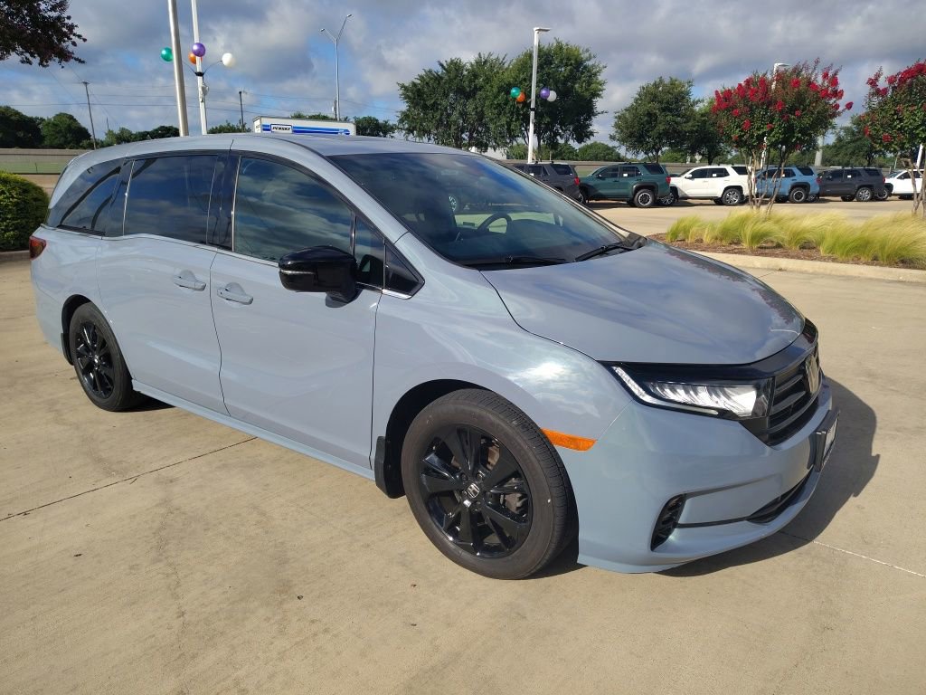 Used 2023 Honda Odyssey Sport image 17