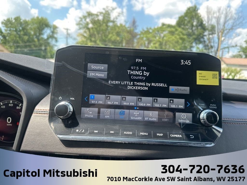 New 2025 Mitsubishi Outlander SEL image 28