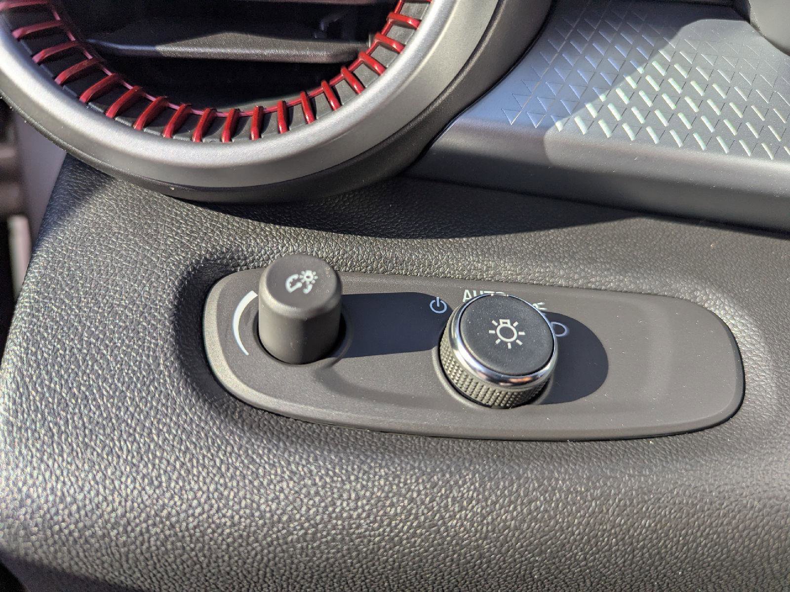 New 2026 Chevrolet Trax RS image 32